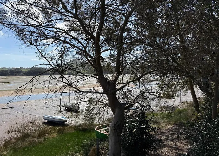 Appartement De Ensueno En El Bosque Y Junto Al Mar Miengo