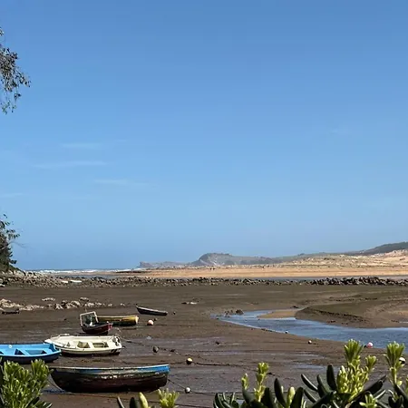 De Ensueno En El Bosque Y Junto Al Mar